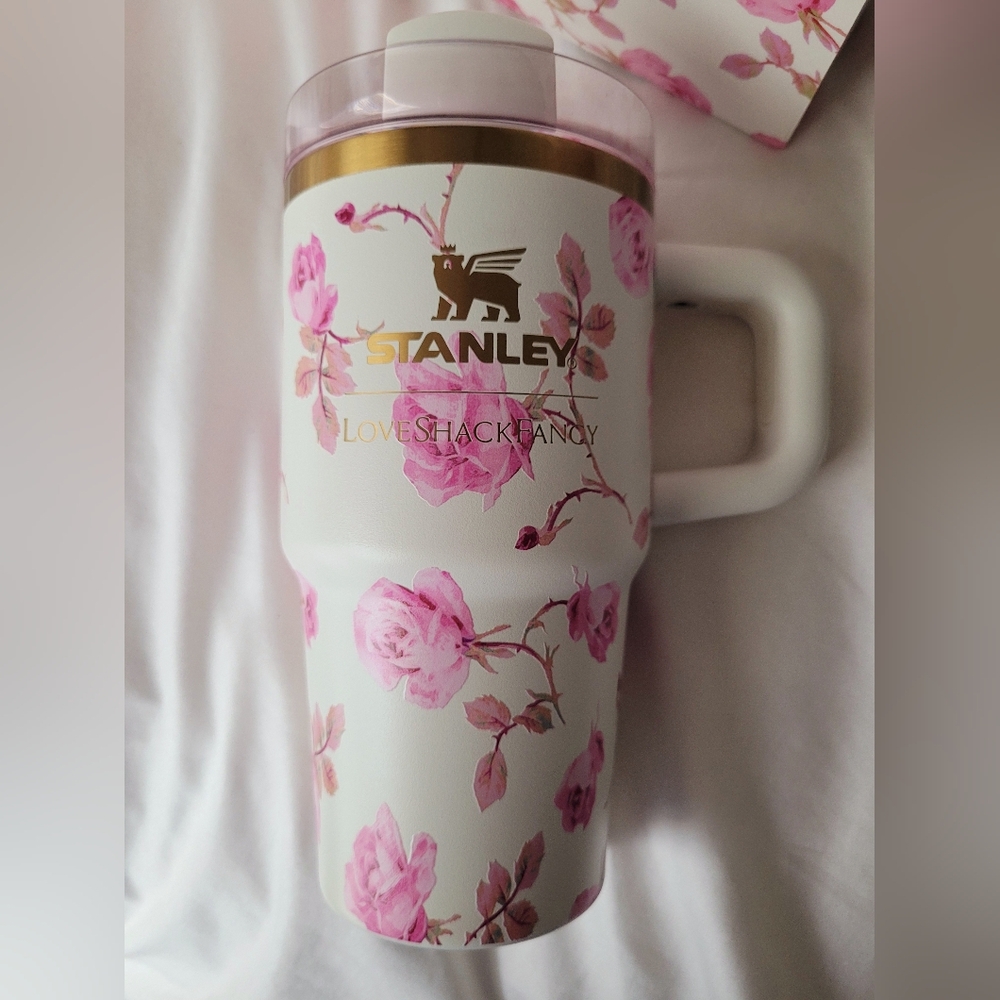 Stanley x LoveShackFancy 20oz Ribbon Rosa - Picture 5 of 9